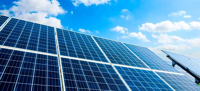 Como a energia solar pode reduzir a sua pegada de carbono